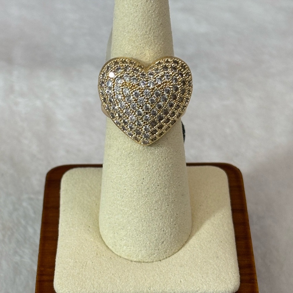 NEW AAA CZ Bold Heart 18k Yellow Gold Filled Ring